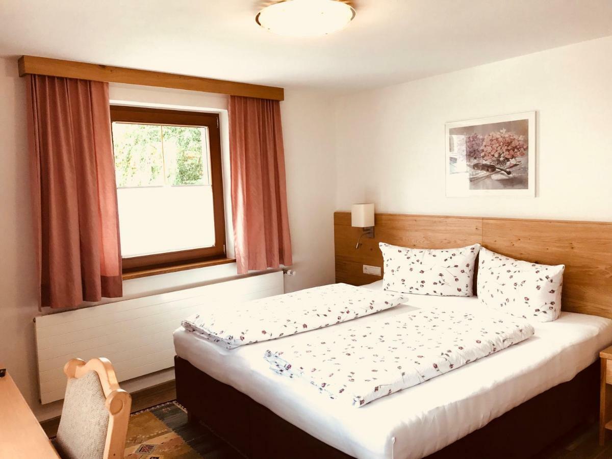 Apartment Martha Mayrhofen Bagian luar foto